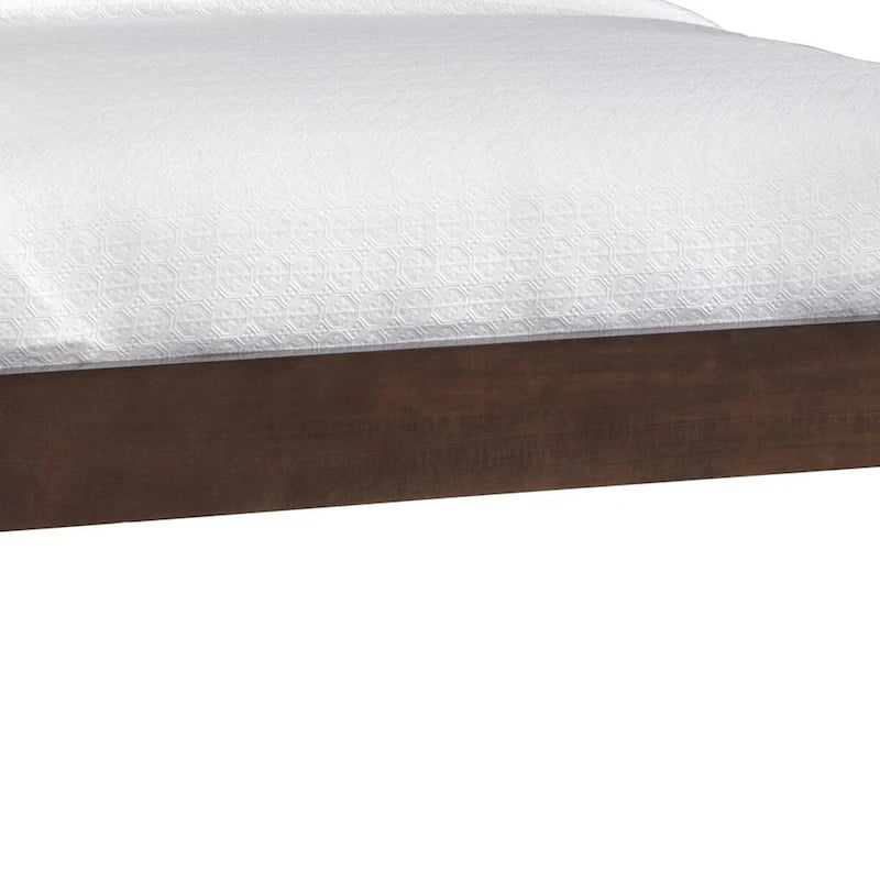 Doppelbett, Kopfteil mit ausgeschnittenem Design, braunes Mahagoniholz