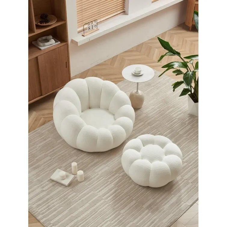 Sillón decorativo tapizado en tela 3D con otomana